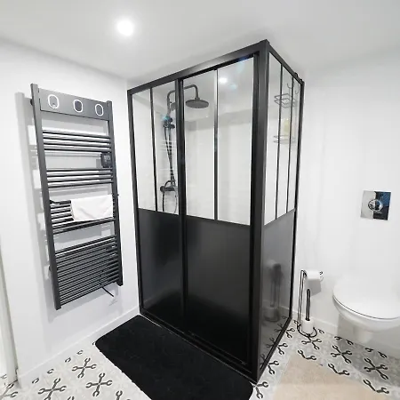 Nouveaute 2024 Design Avec Jardin アパート ベルリーヴ・シュル・アリエ